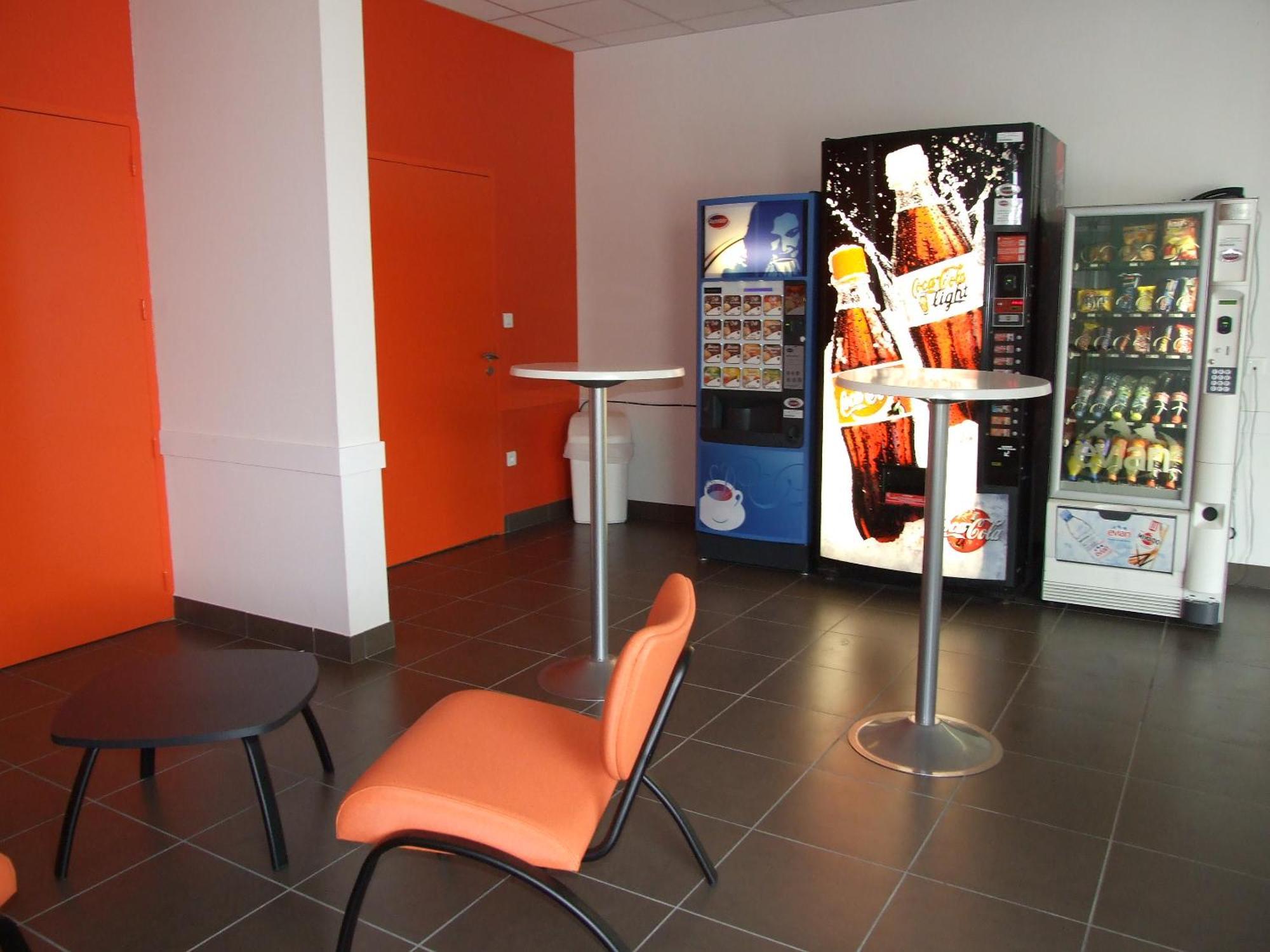 Jf Accueil & Formation Hotel Cholet Luaran gambar